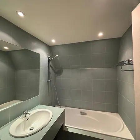 Triangle D Or דירה דוביל